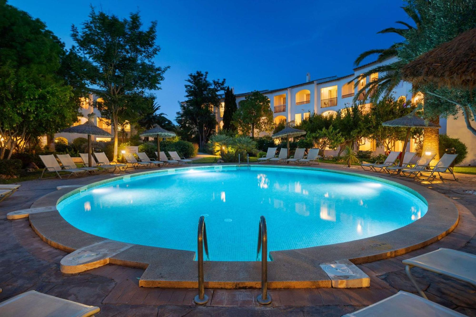 Sol Falco Menorca Son Xoriguer Exterior photo