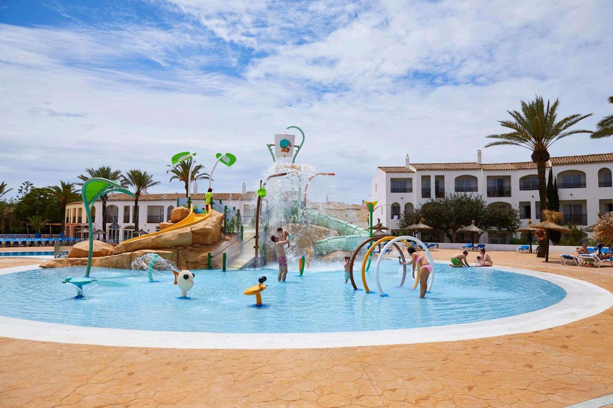 Sol Falco Menorca Son Xoriguer Exterior photo