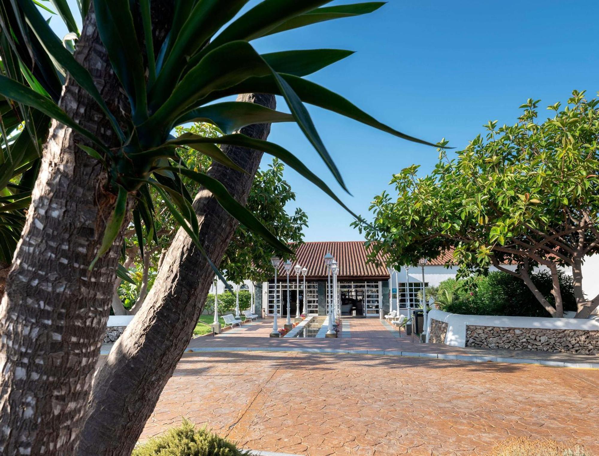 Sol Falco Menorca Son Xoriguer Exterior photo